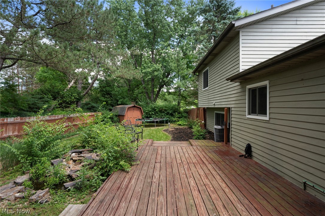 9539 Glencairn Lane Olmsted Falls OH 44138