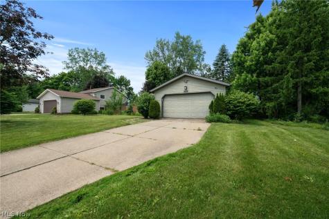 9539 Glencairn Lane Olmsted Falls OH 44138