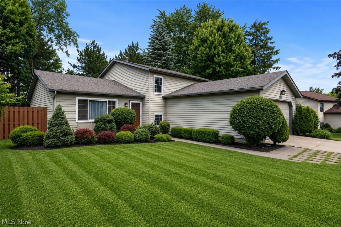 9539 Glencairn Lane Olmsted Falls OH 44138