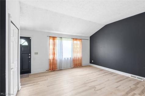 9539 Glencairn Lane Olmsted Falls OH 44138