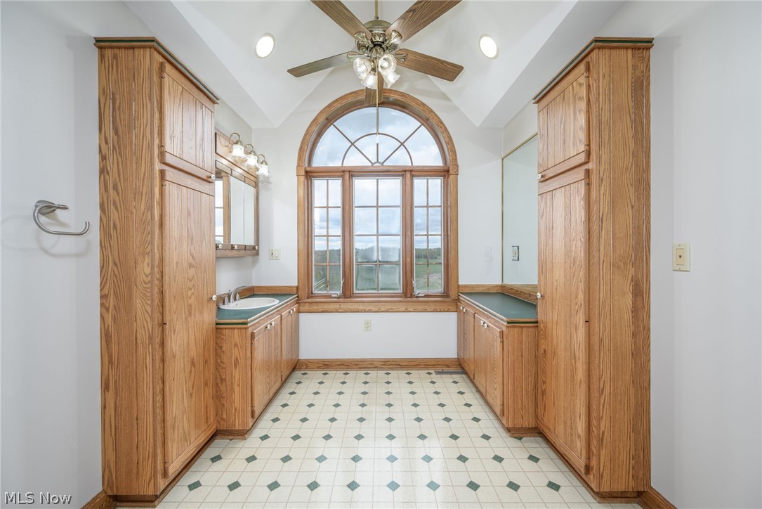 46675 Clarkson Road Rogers OH 44455