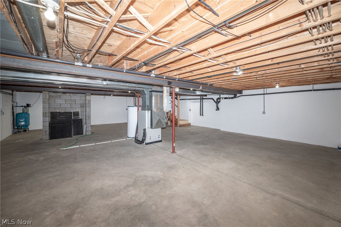 46675 Clarkson Road Rogers OH 44455