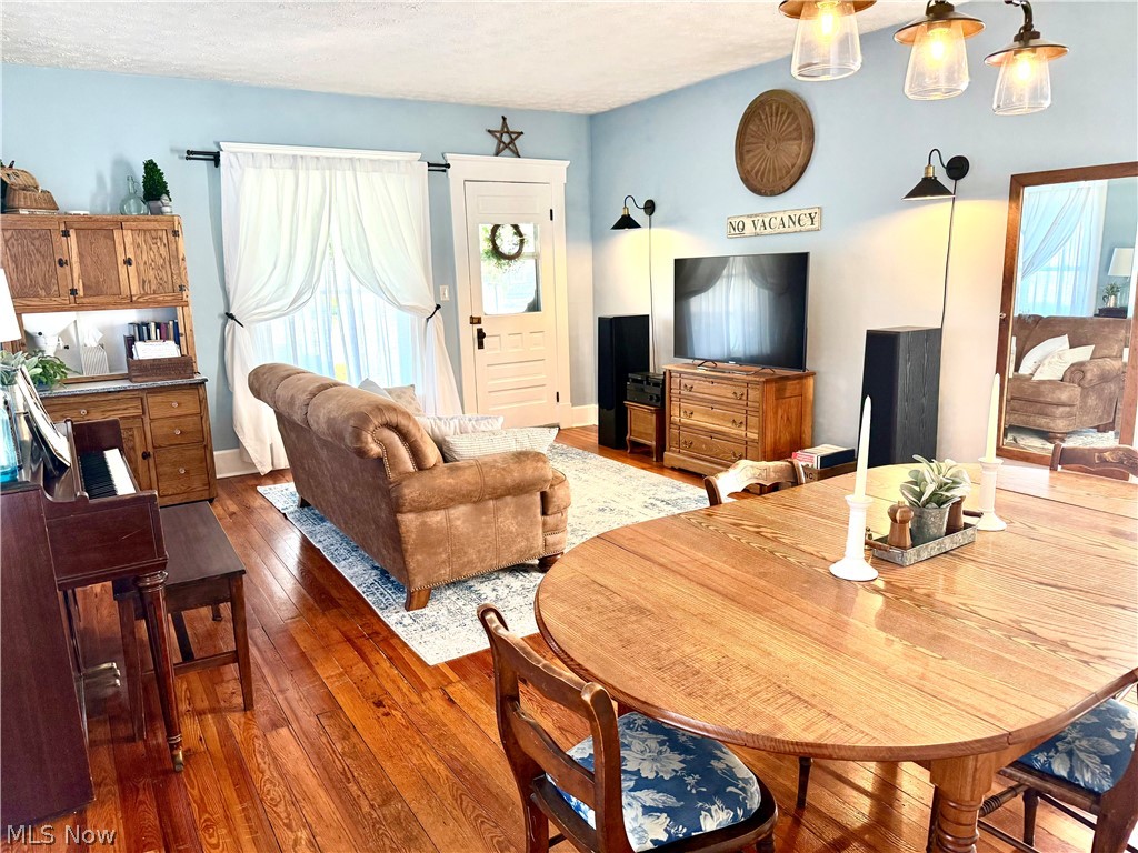422 Union Avenue NW New Philadelphia OH 44663