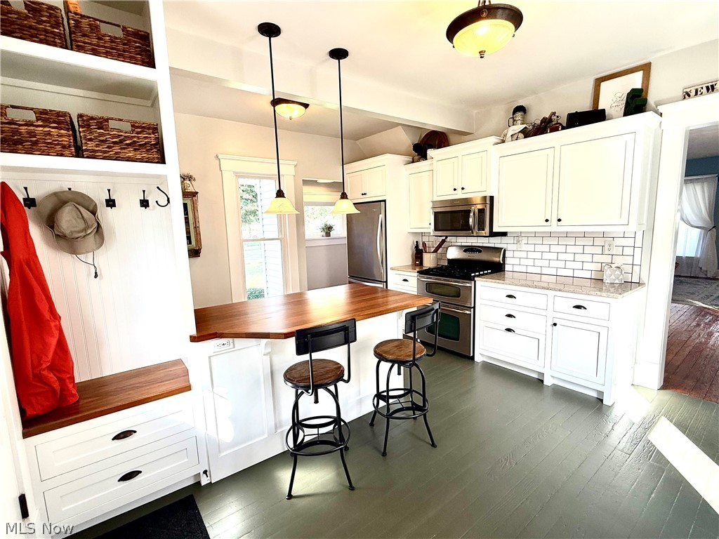 422 Union Avenue NW New Philadelphia OH 44663