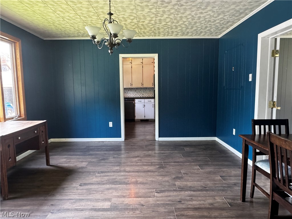 976 N Main Street Killbuck OH 44637