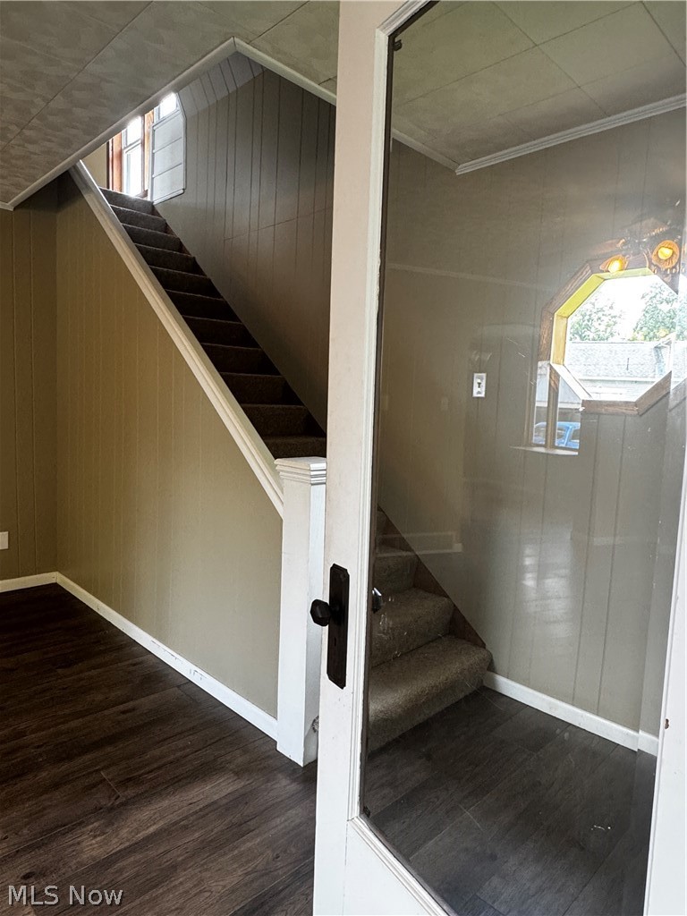 976 N Main Street Killbuck OH 44637