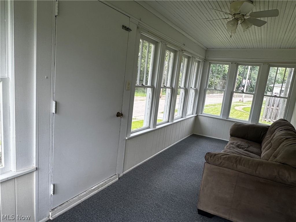 976 N Main Street Killbuck OH 44637