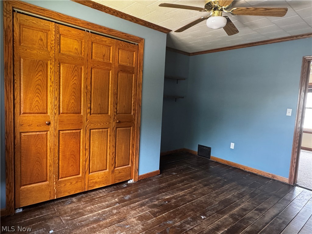 976 N Main Street Killbuck OH 44637