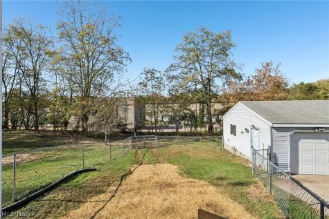 508 5th Street NE Barberton OH 44203