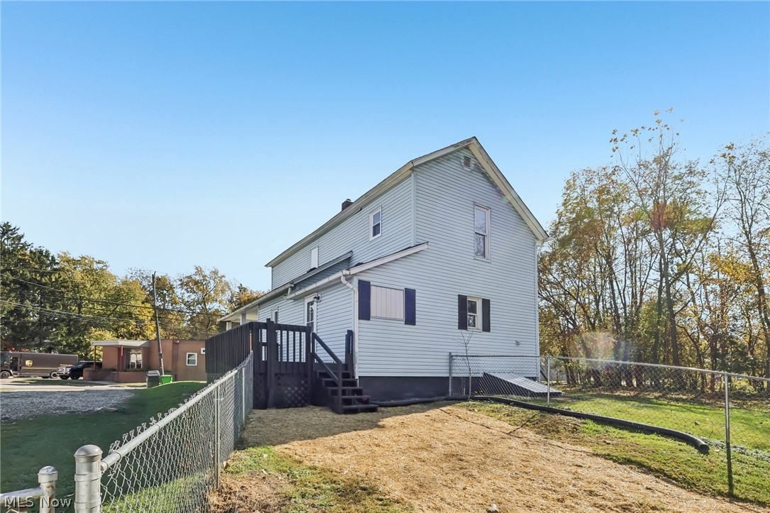508 5th Street NE Barberton OH 44203