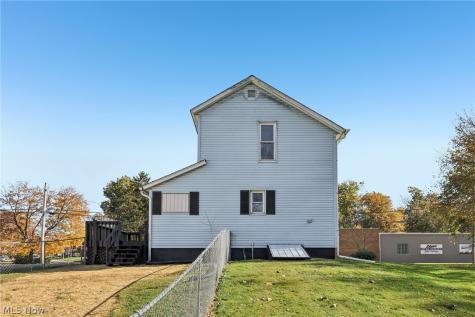 508 5th Street NE Barberton OH 44203