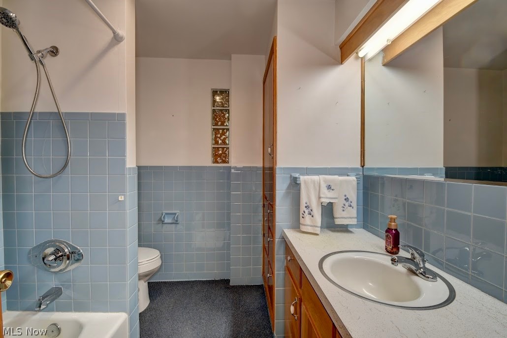 2400 Willow Brook Drive NW Dover OH 44622