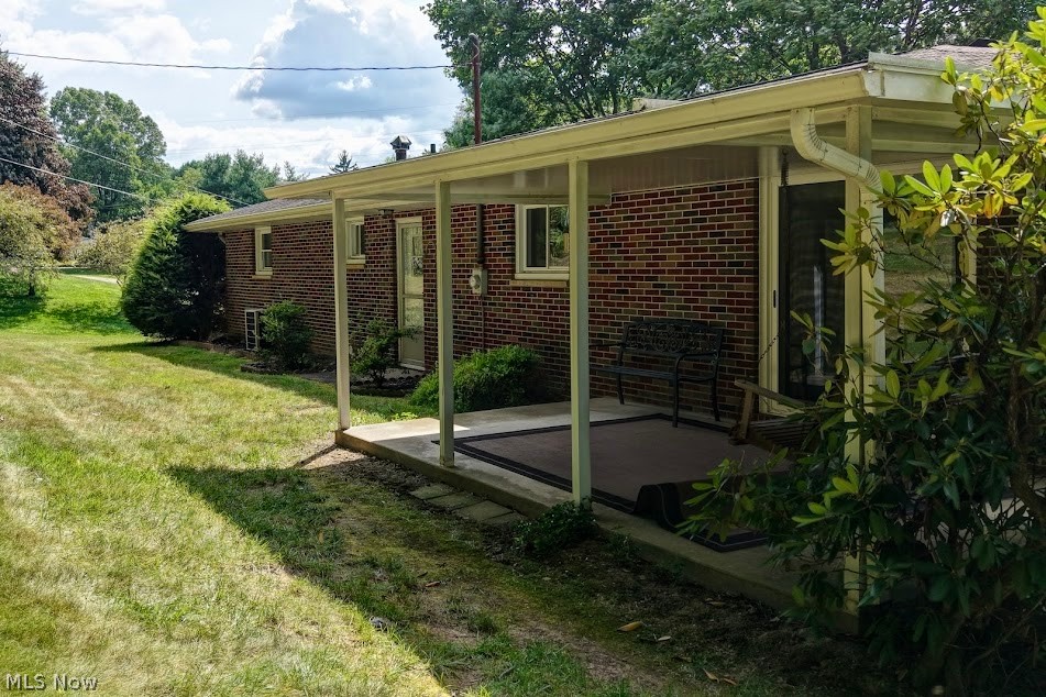 2400 Willow Brook Drive NW Dover OH 44622