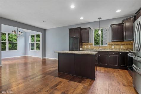 106 Rotili Lane Akron OH 44321