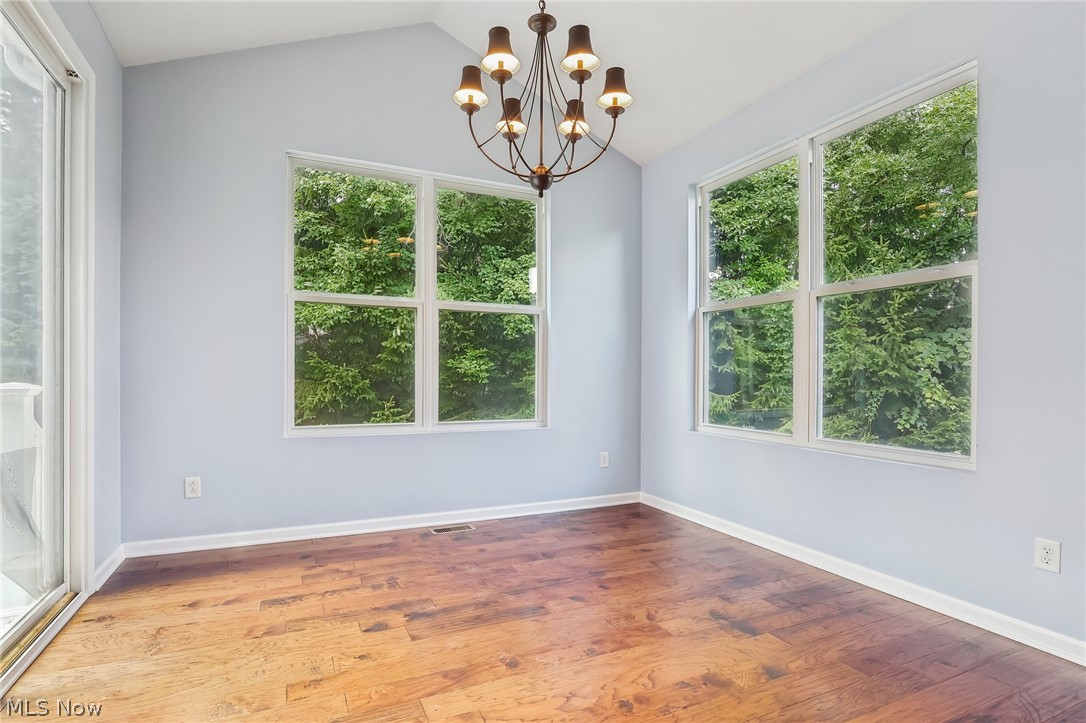 106 Rotili Lane Akron OH 44321