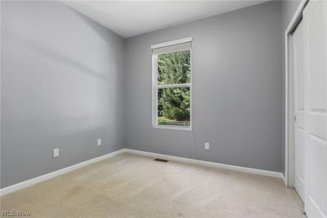 106 Rotili Lane Akron OH 44321