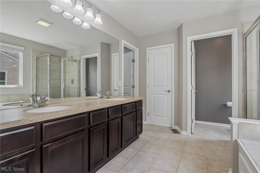 106 Rotili Lane Akron OH 44321