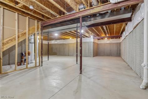 106 Rotili Lane Akron OH 44321