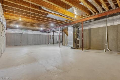 106 Rotili Lane Akron OH 44321