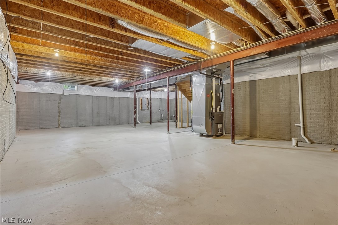 106 Rotili Lane Akron OH 44321