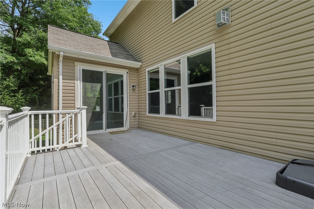 106 Rotili Lane Akron OH 44321