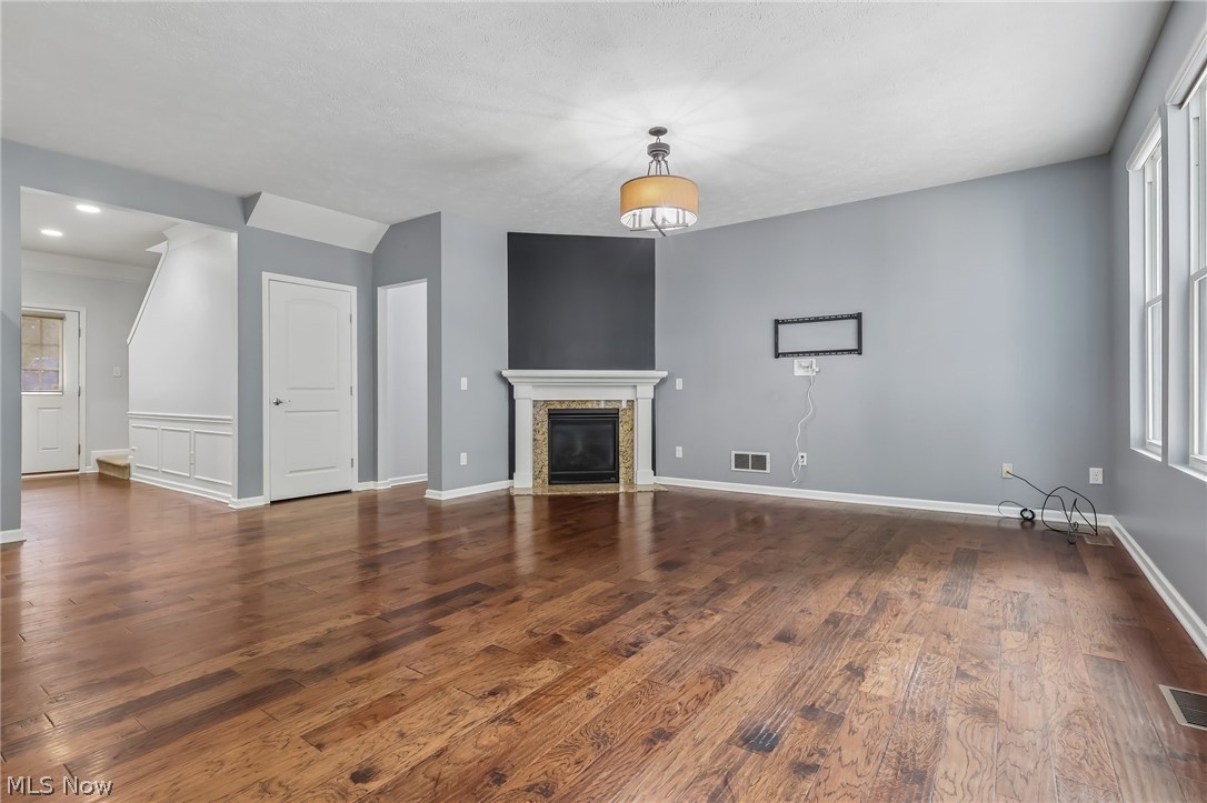 106 Rotili Lane Akron OH 44321