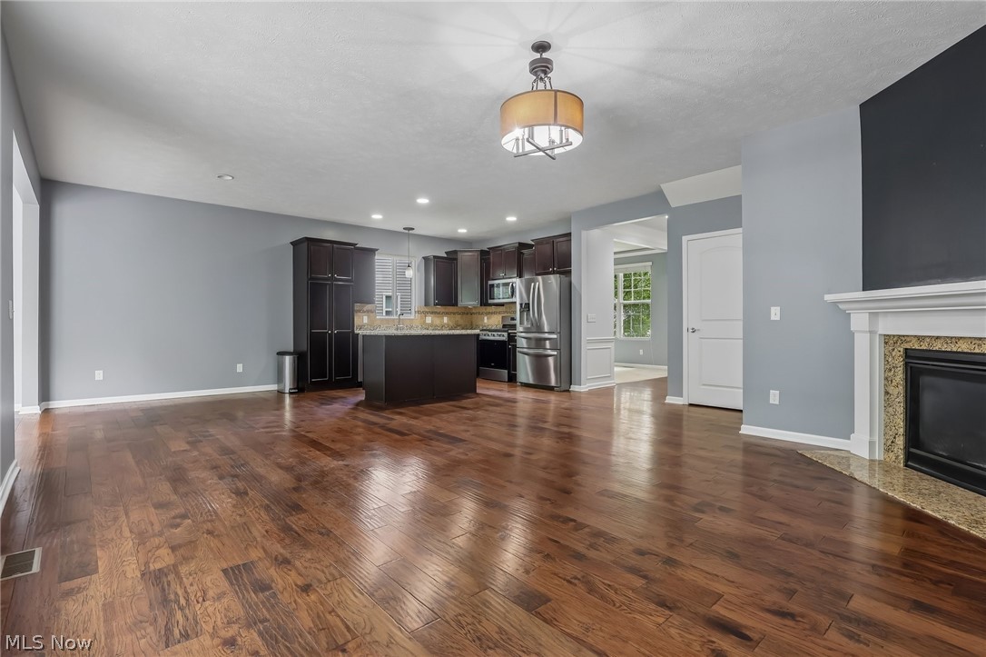 106 Rotili Lane Akron OH 44321