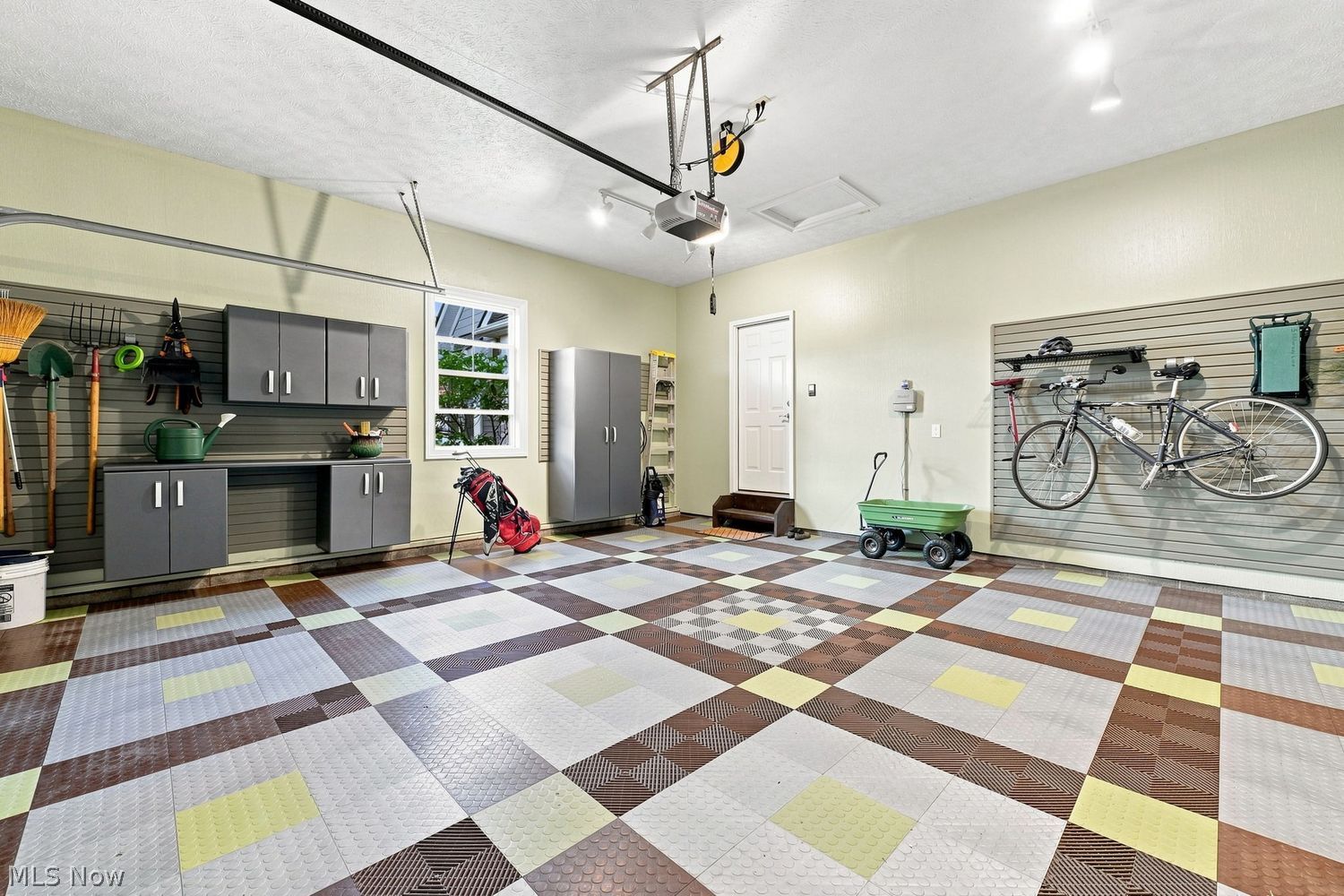 407 Saint Andrews Lane Broadview Heights OH 44147
