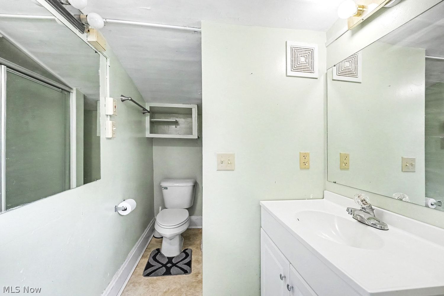 117 S Crowell Avenue Geneva OH 44041