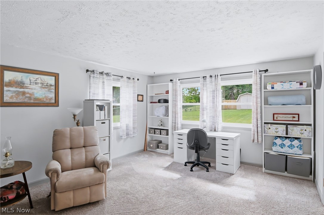 937 Pineview Avenue SE North Canton OH 44720
