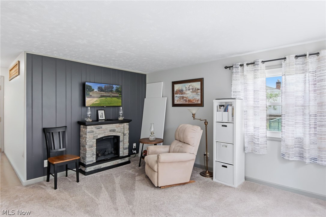 937 Pineview Avenue SE North Canton OH 44720