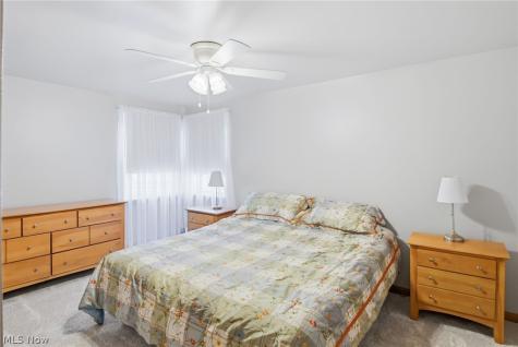 937 Pineview Avenue SE North Canton OH 44720
