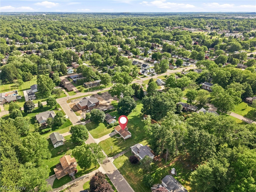 937 Pineview Avenue SE North Canton OH 44720