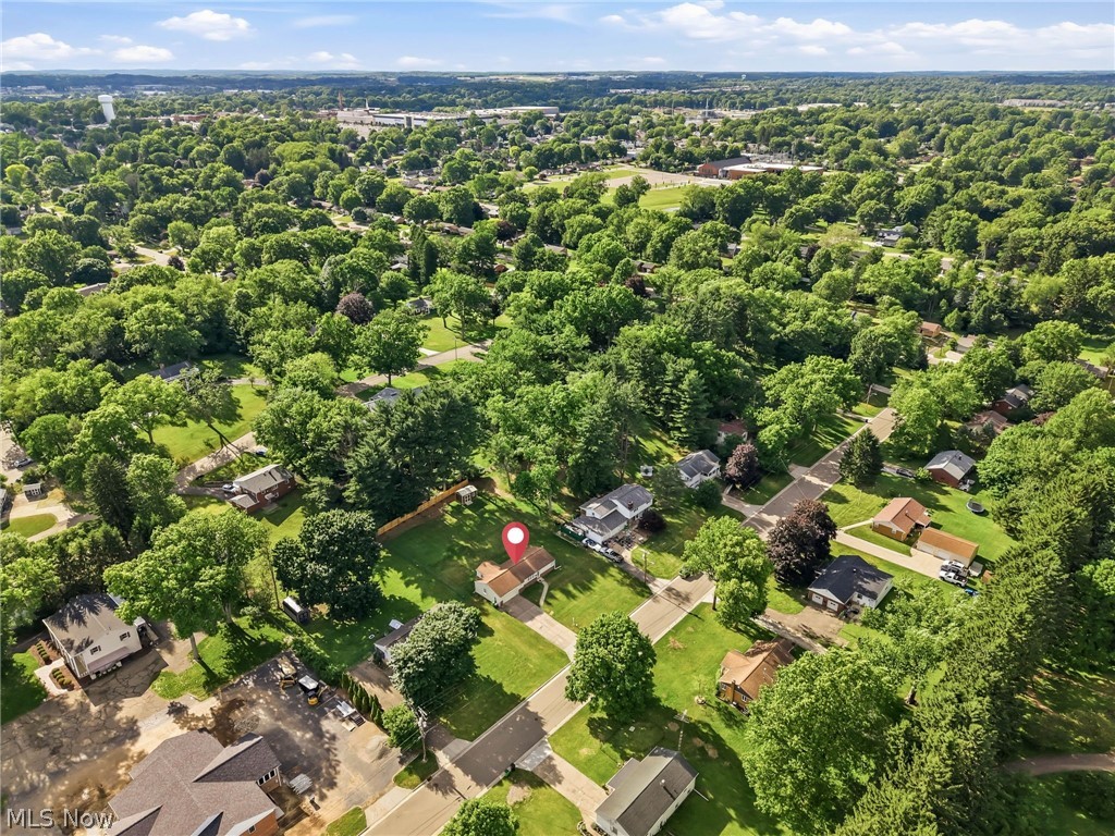 937 Pineview Avenue SE North Canton OH 44720