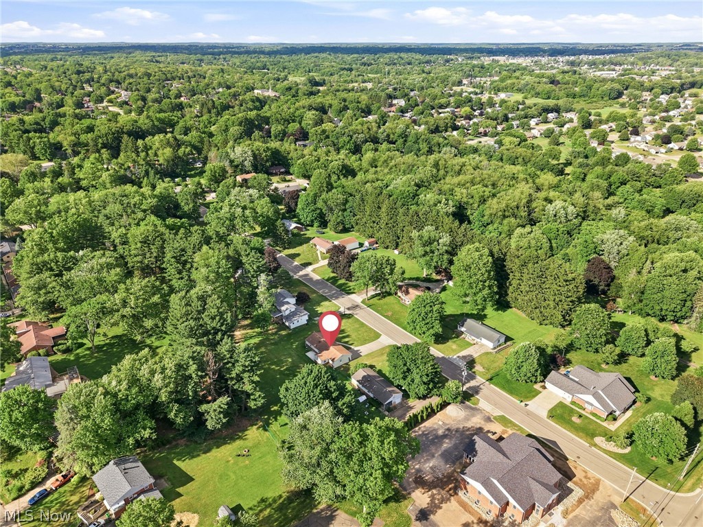 937 Pineview Avenue SE North Canton OH 44720