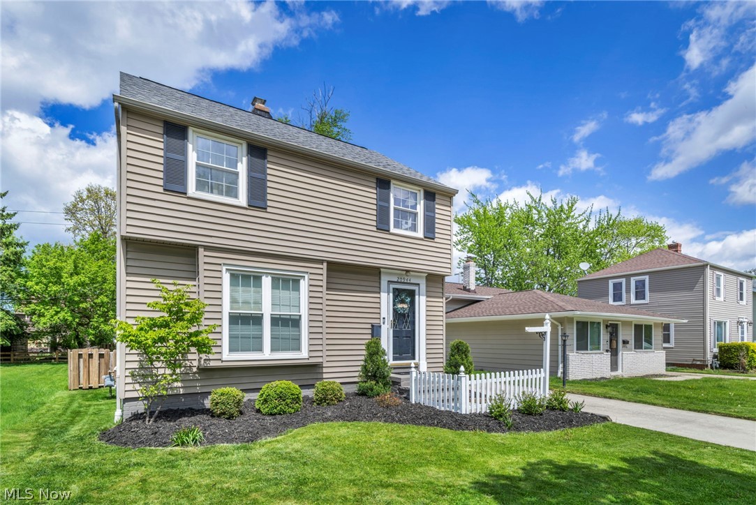 20944 Woodstock Avenue Fairview Park OH 44126