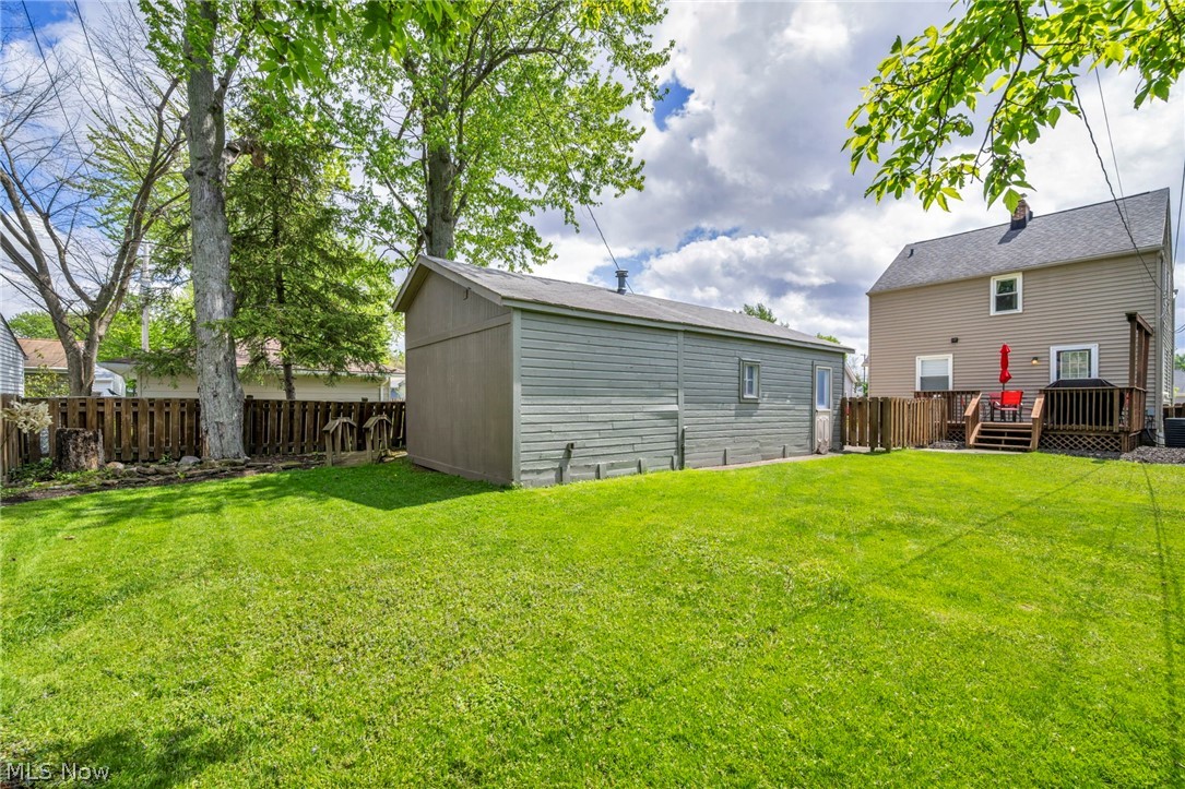 20944 Woodstock Avenue Fairview Park OH 44126