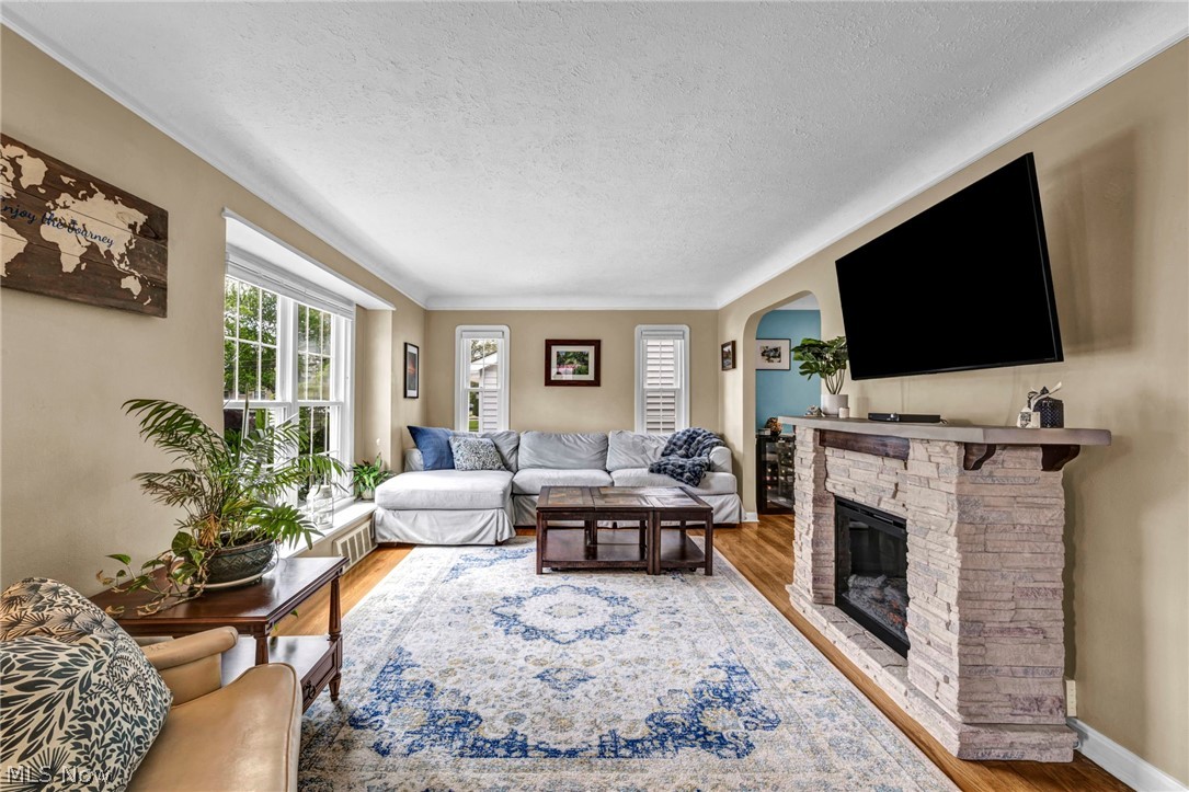 20944 Woodstock Avenue Fairview Park OH 44126
