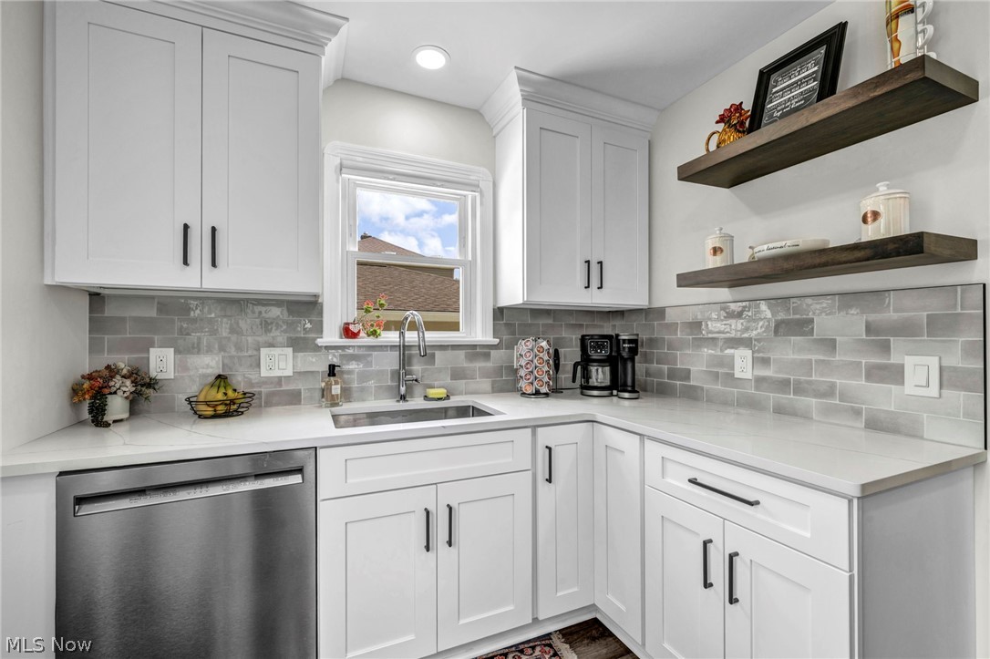 20944 Woodstock Avenue Fairview Park OH 44126