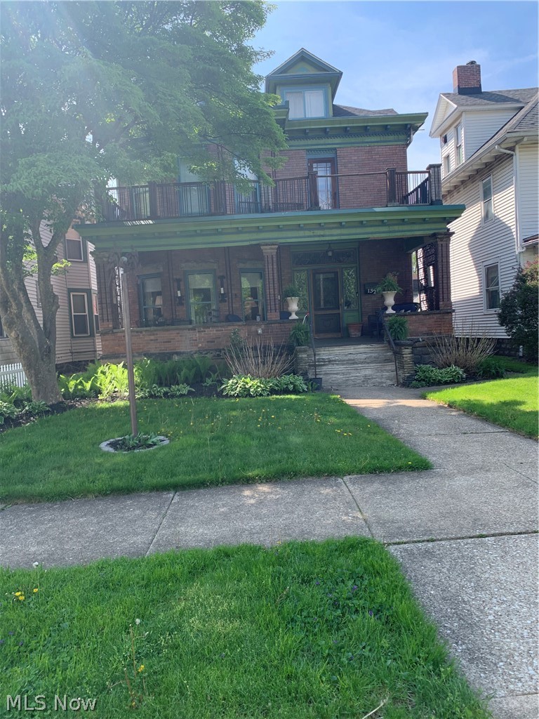 132 6th Street NW Barberton OH 44203