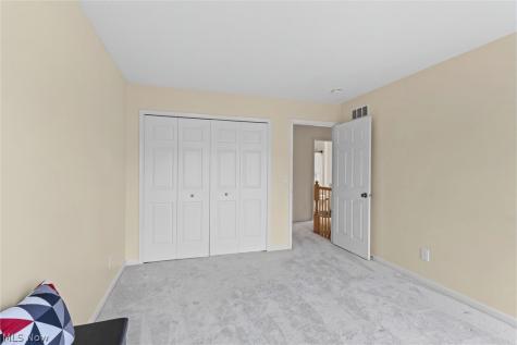 137 Colonial Drive Painesville OH 44077