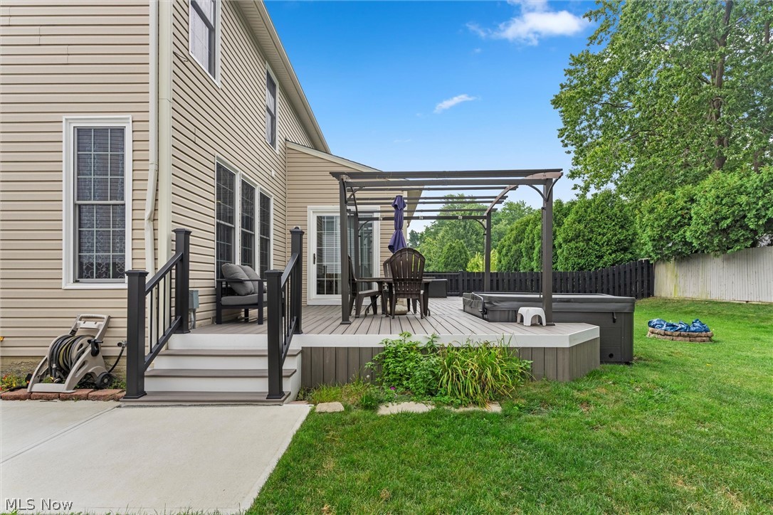 137 Colonial Drive Painesville OH 44077