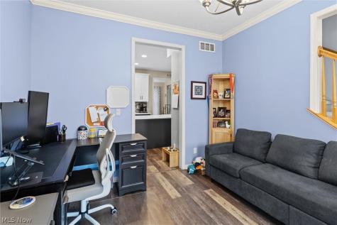 137 Colonial Drive Painesville OH 44077