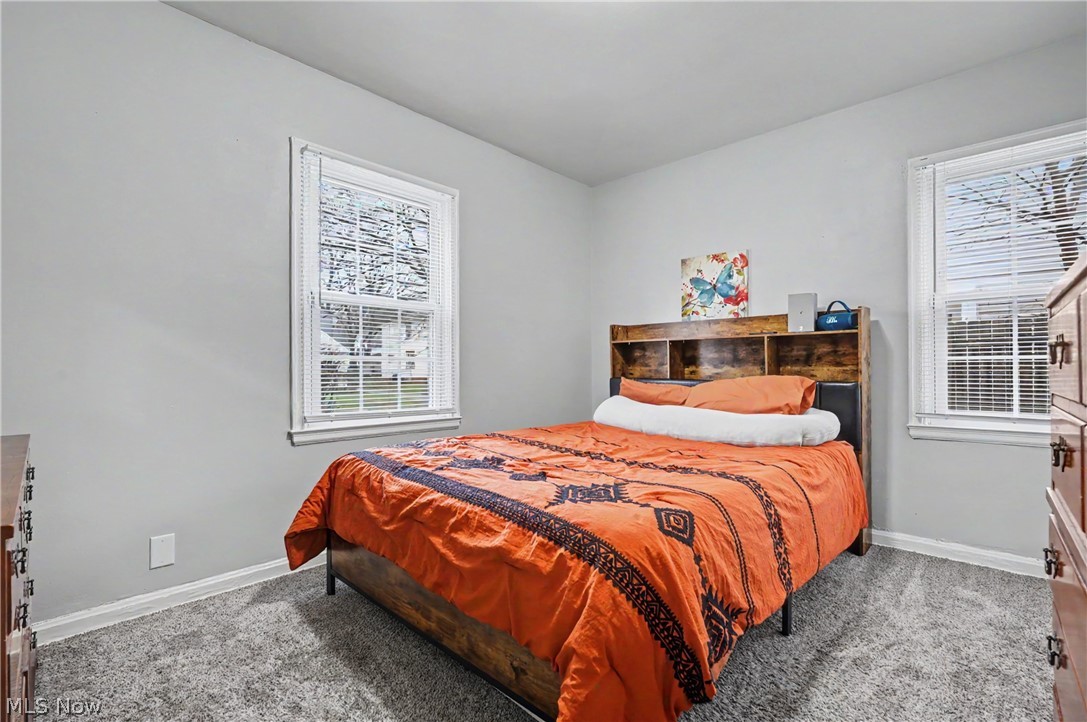 834 Sarcee Avenue Akron OH 44305