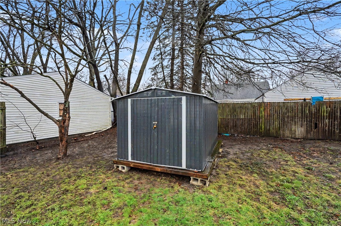 834 Sarcee Avenue Akron OH 44305