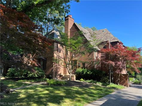 16287 Brewster Road Cleveland OH 44112