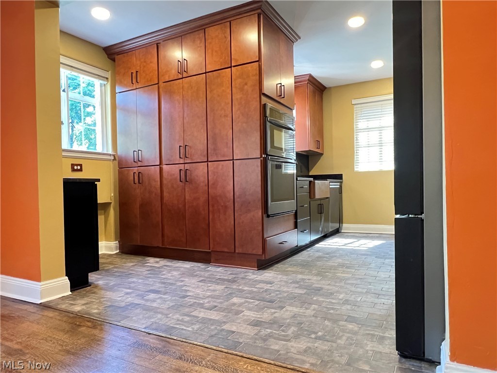 16287 Brewster Road Cleveland OH 44112