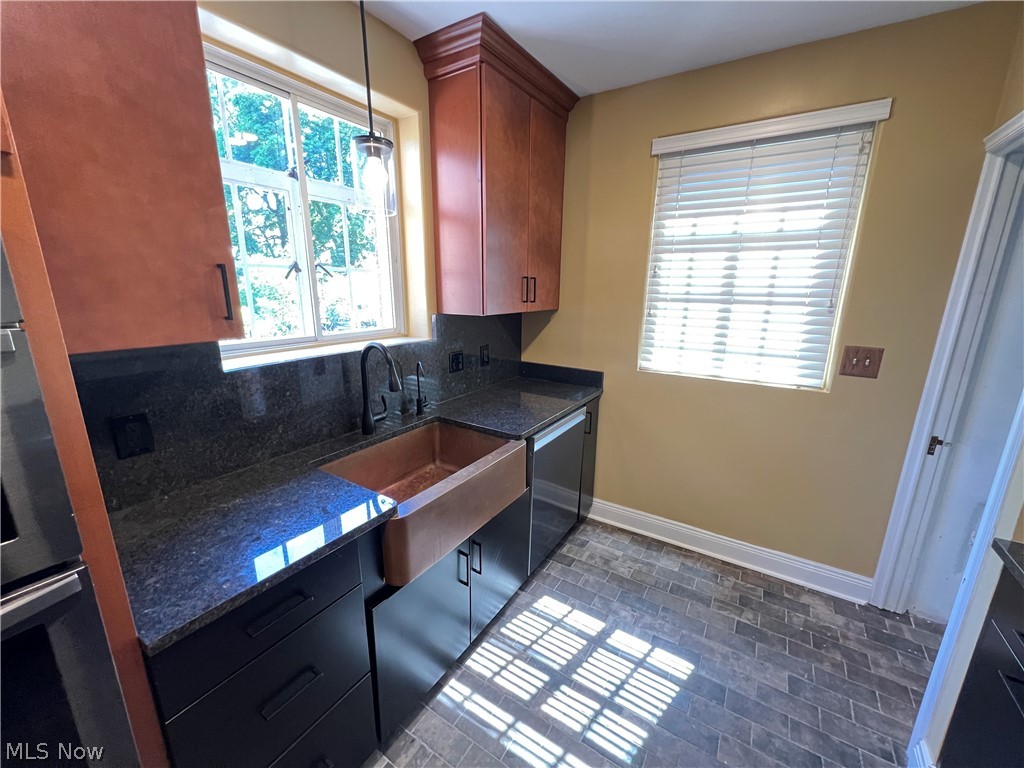 16287 Brewster Road Cleveland OH 44112