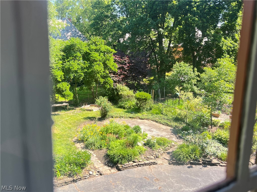 16287 Brewster Road Cleveland OH 44112