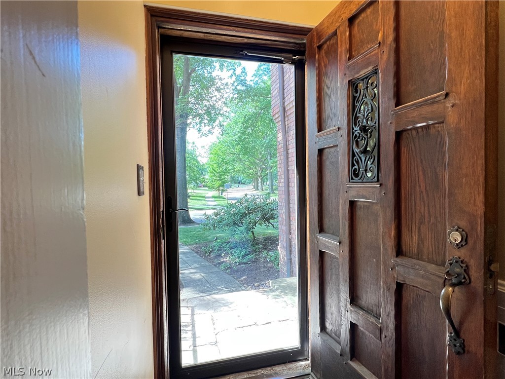 16287 Brewster Road Cleveland OH 44112